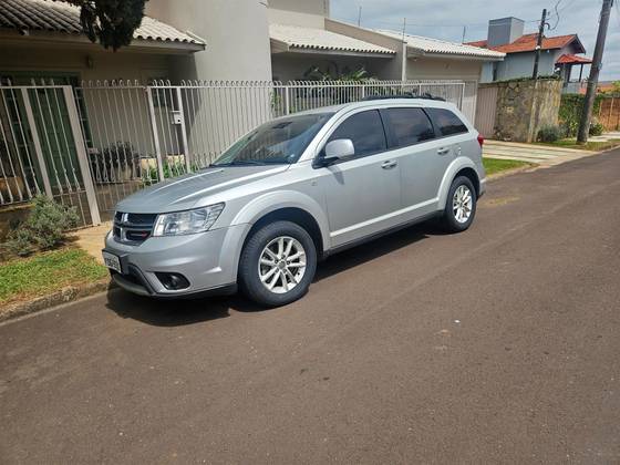 DODGE JOURNEY 3.6 SXT V6 GASOLINA 4P AUTOMÁTICO